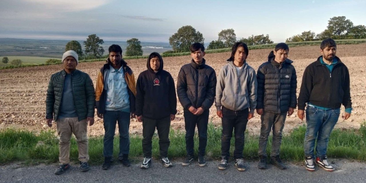 Edirne’de 7 Nepal Uyruklu Kaçak Göçmen Yakalandı