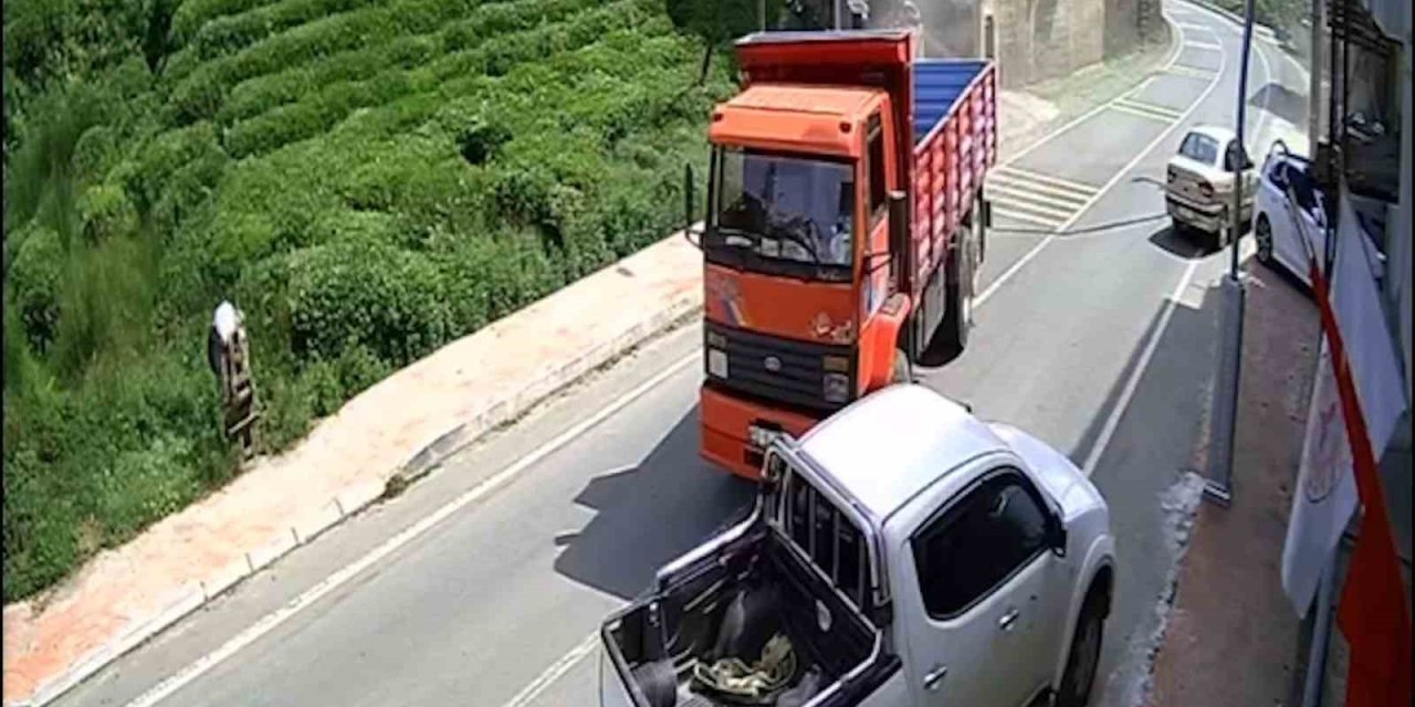 Rize'de Hızla Giden Kamyonun Altında Kalmaktan Son Anda Kurtuldular