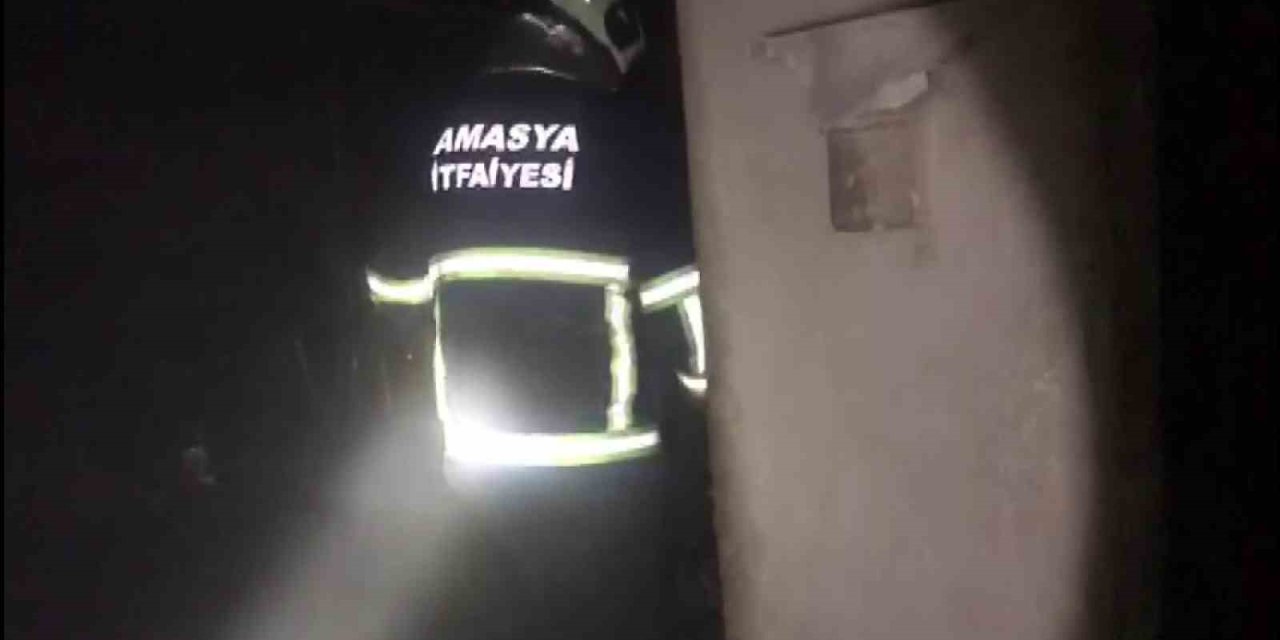 Amasya’da Köyde Yanan Ev Alevlere Teslim Oldu