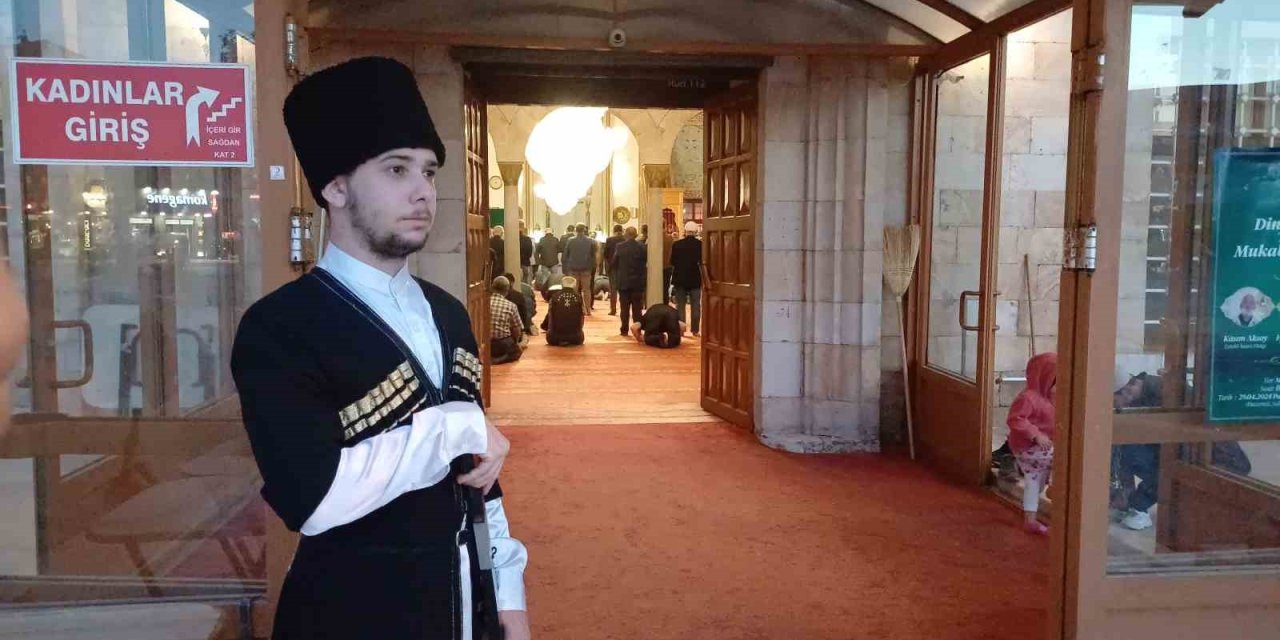 Büyük Sürgünde Hayatını Kaybeden Çerkezler Dualarla Anıldı