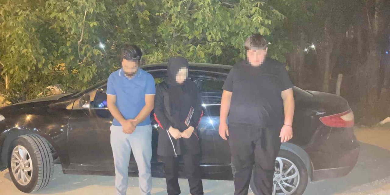 Düzensiz Göçmen Operasyonunda 3 Kişi Gözaltına Alındı