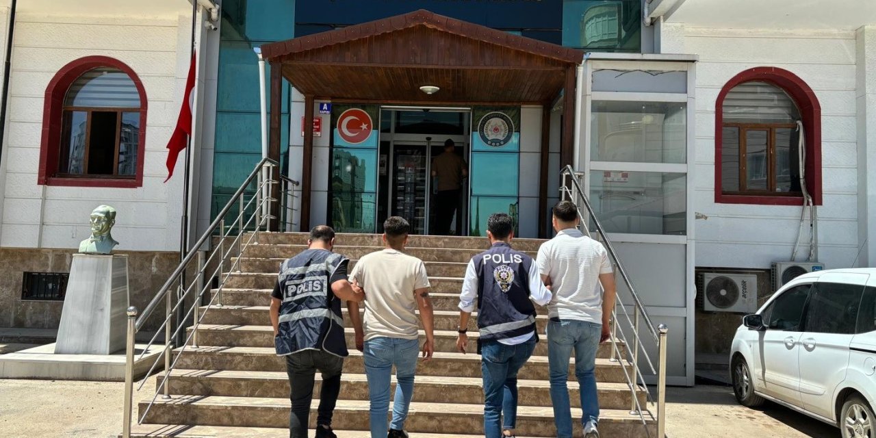 Kesinleşmiş Hapis Cezası Bulunan 2 Şahıs Yakalandı