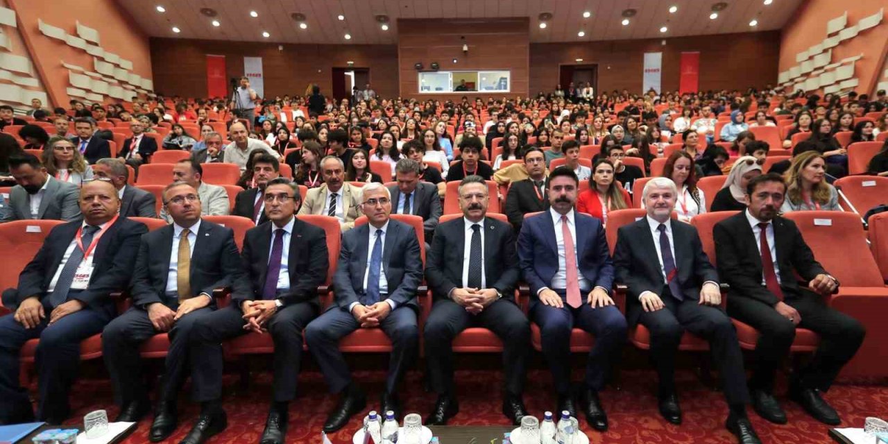 Vali Hüseyin Aksoy Esges Açılış Programı’na Katıldı