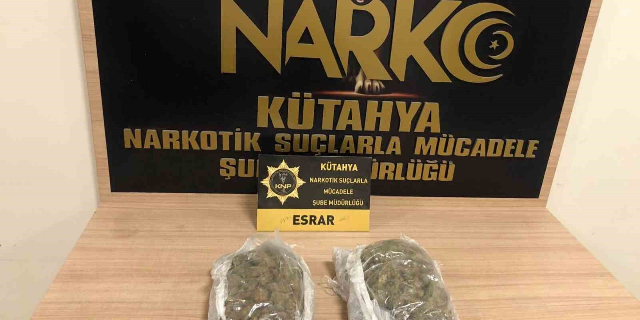 Kütahya’da Şüphe Üzerine Durdurulan Araçta Uyuşturucu Ele Geçirildi