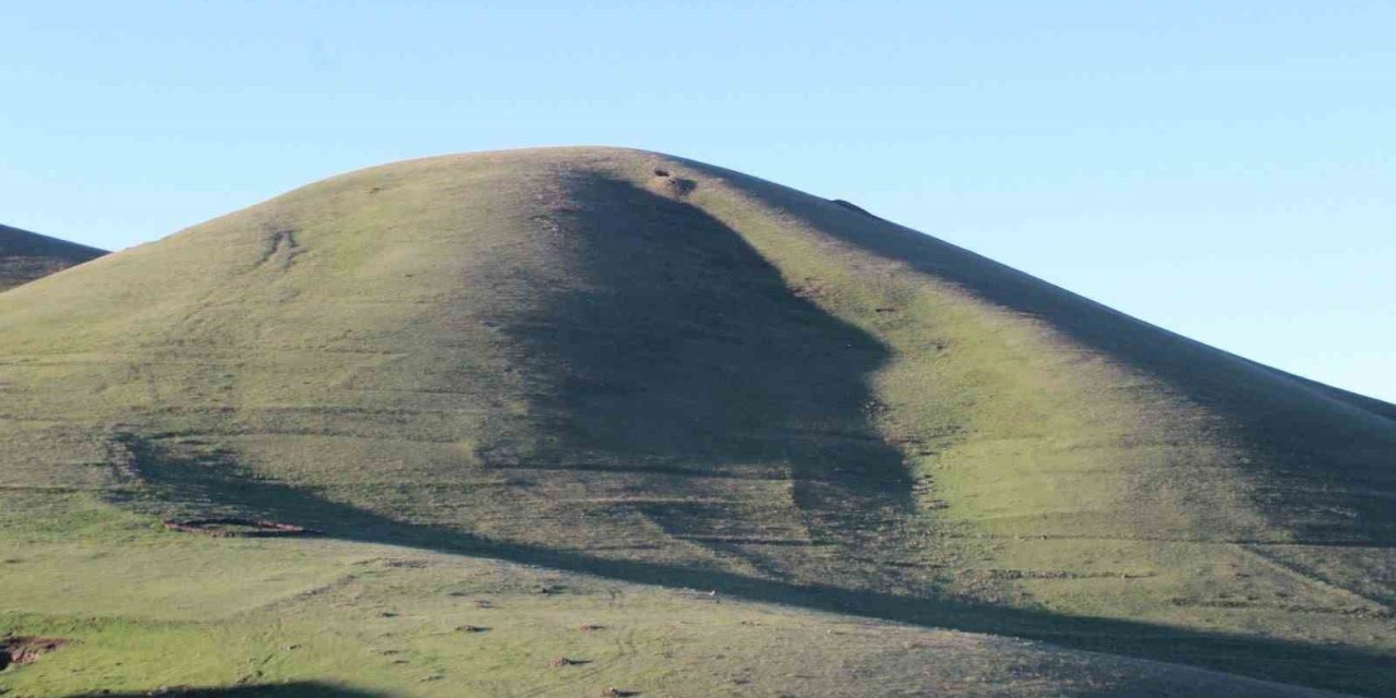 Kars Üçler Tepesi’nde Dikkat Çeken Ayrıntı