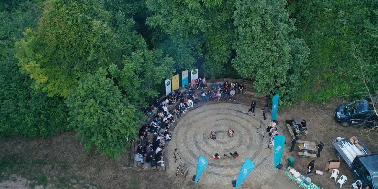 Başkan Özlü: "Gençlik Neredeyse Biz Orada Olacağız"