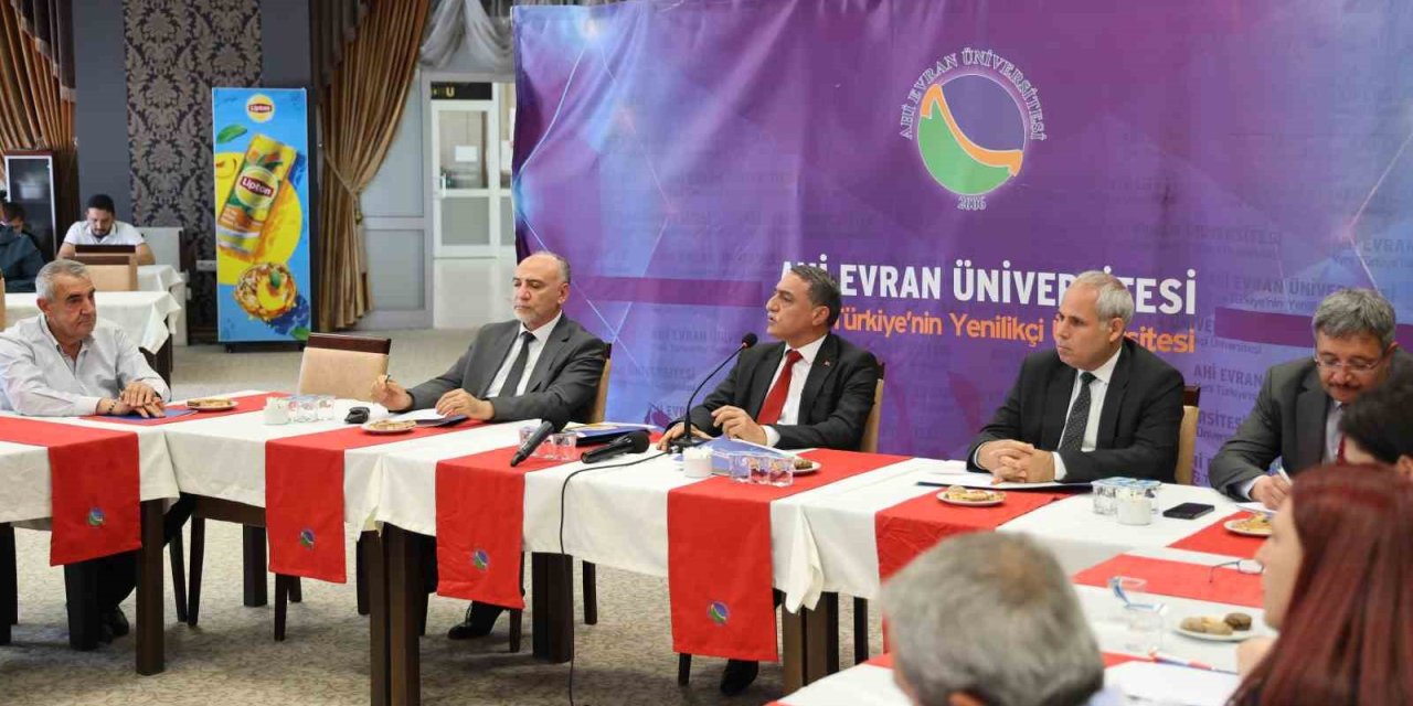 Kaeü Rektörü Karahocagil, "Gelişen Ve Vizyonlu Bir Üniversiteyiz"