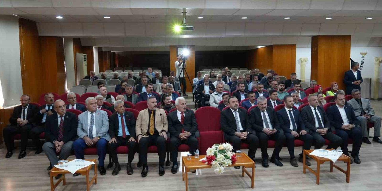 Kastamonu Muhtarlar Derneği Başkanı Yapıcıoğlu, Güven Tazeledi