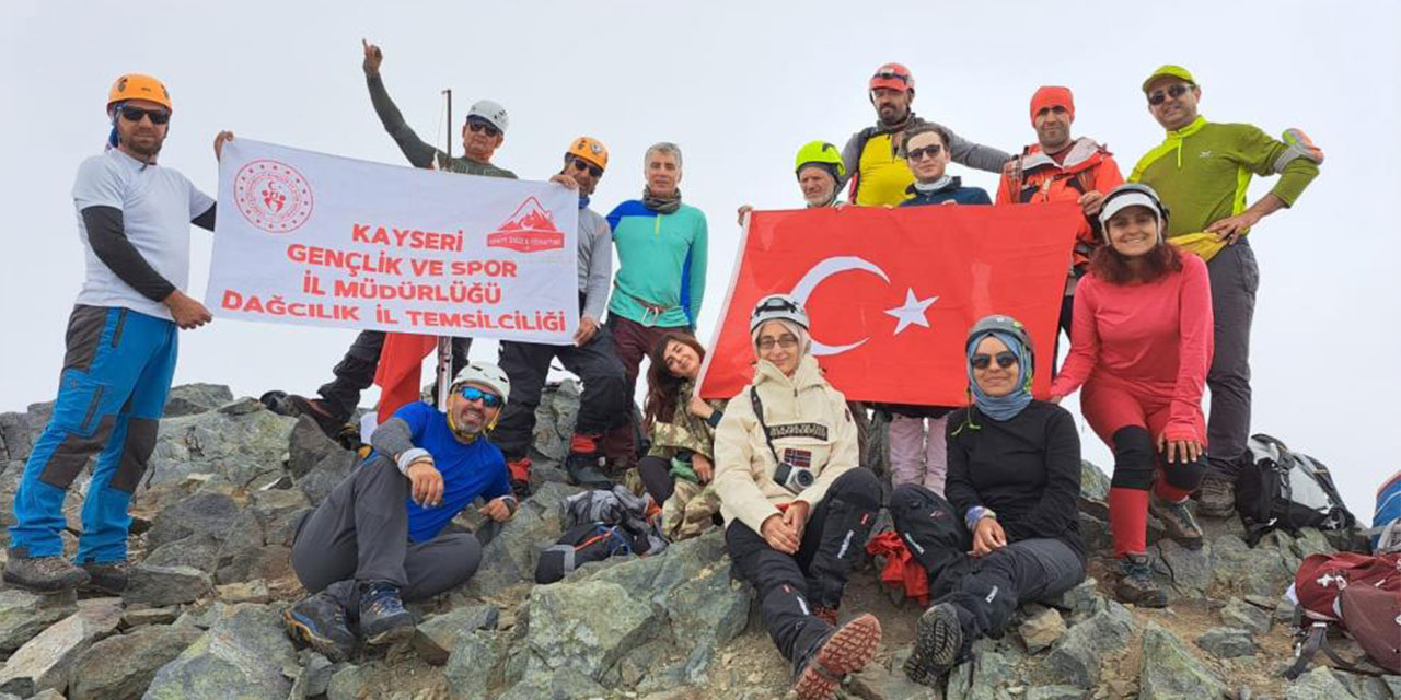 Kayserili Dağcılar Kaçkar'a Tırmandı