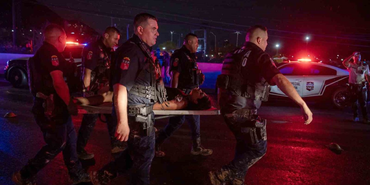 Meksika’da Devlet Başkan Adayının Mitinginde Sahne Çatısı Çöktü: 9 Ölü