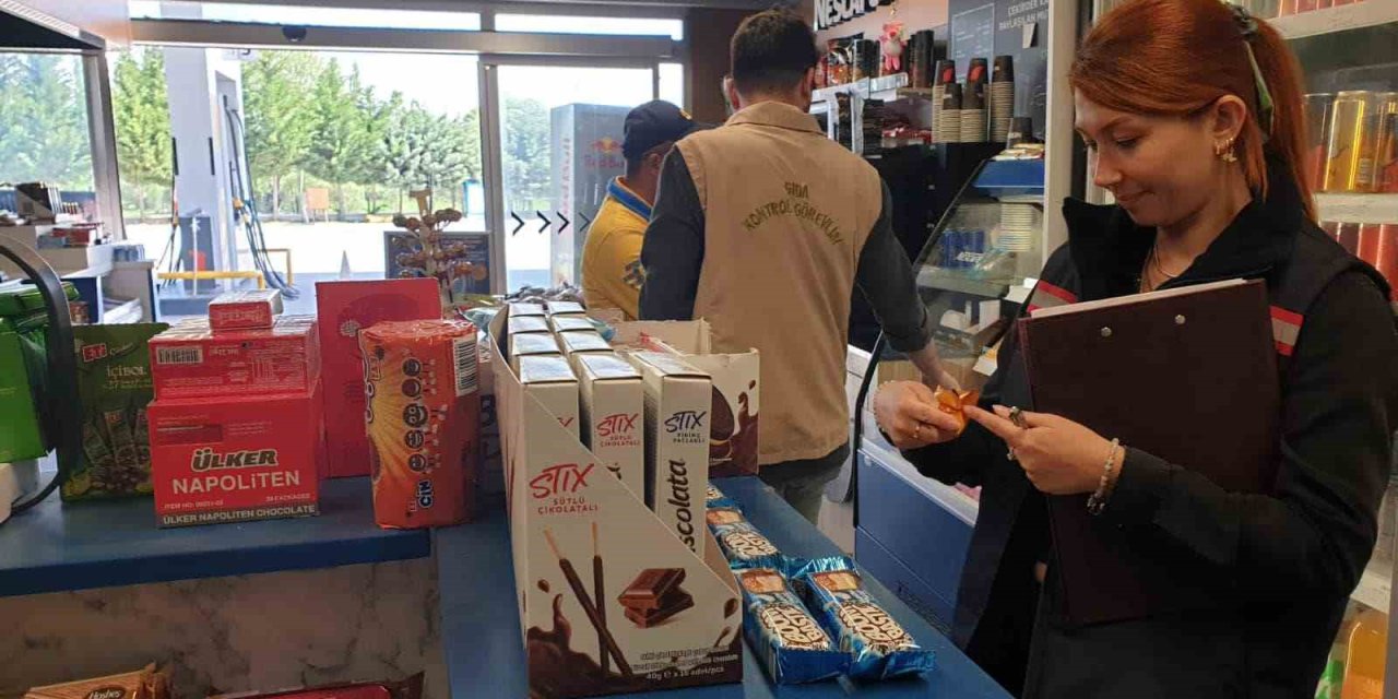 Sinanpaşa’da Gıda Satışı Yapan İşletmeler Denetlendi