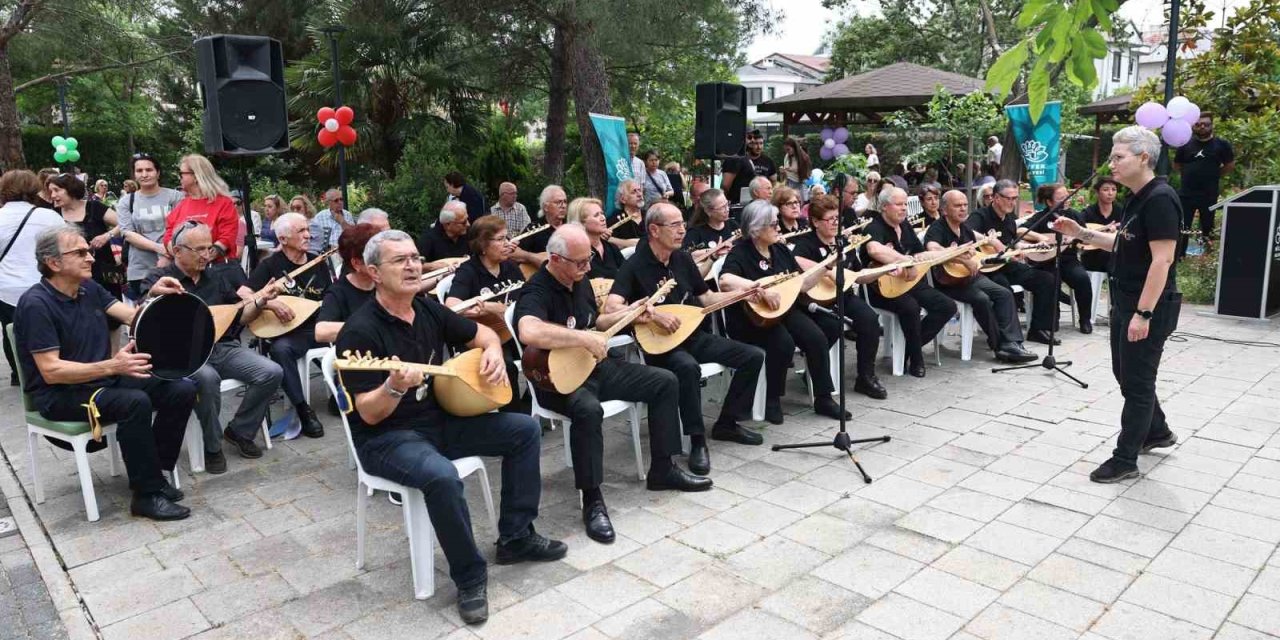 Olgun Gençler Yetenekleriyle Beğeni Topladı