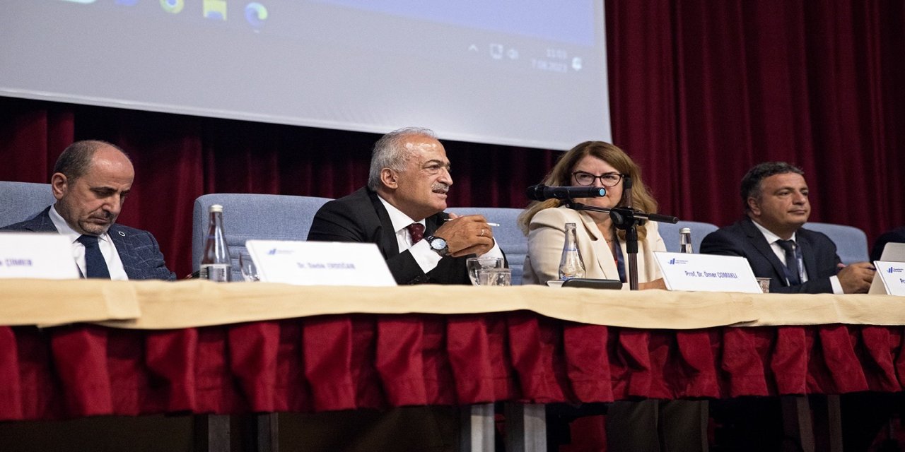 Yükseköğretim kalite kurulu değerlendirme takımı Atatürk Üniversitesinde