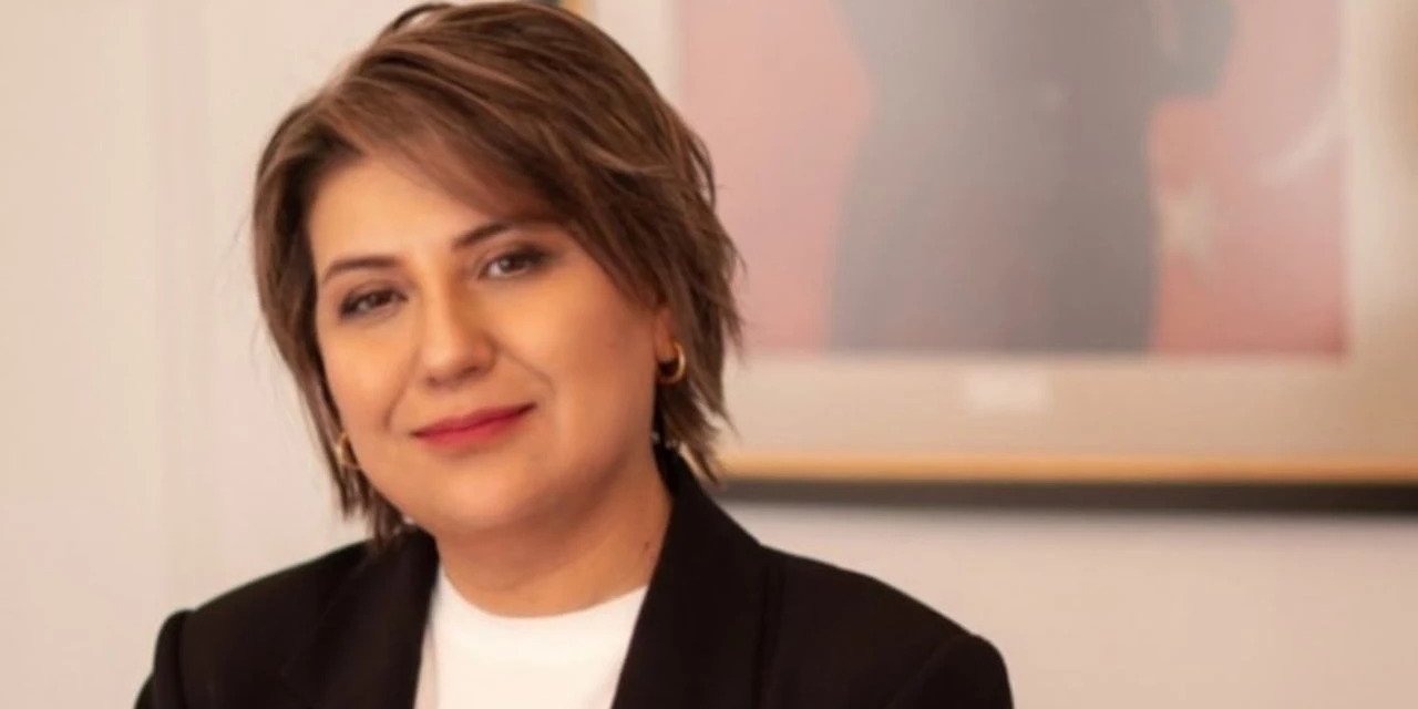 Eski Çankaya Belediye Başkan Yardımcısı Güner Evinin Balkondan Düşerek Hayatını Kaybetti