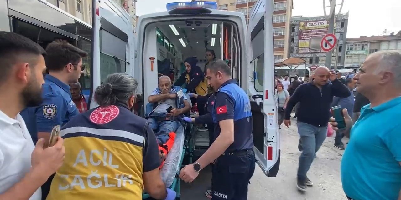 Otobüsten Düşen Adamın Ayağı Tekerleğin Altında Kaldı