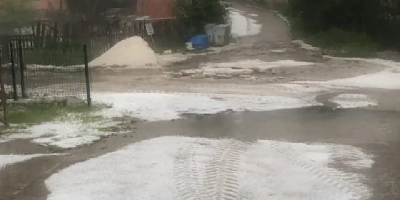 Köy Beyaza Büründü