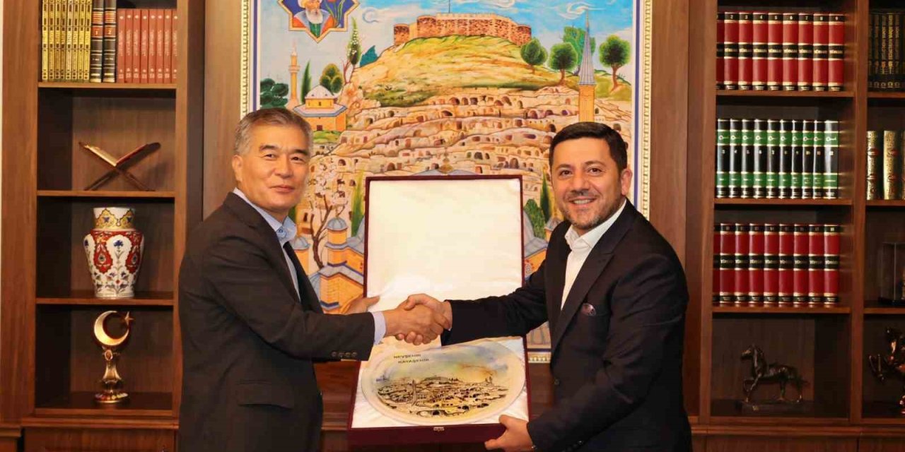 Koreli Heyet Nevşehir Belediyesi’ni Ziyaret Etti