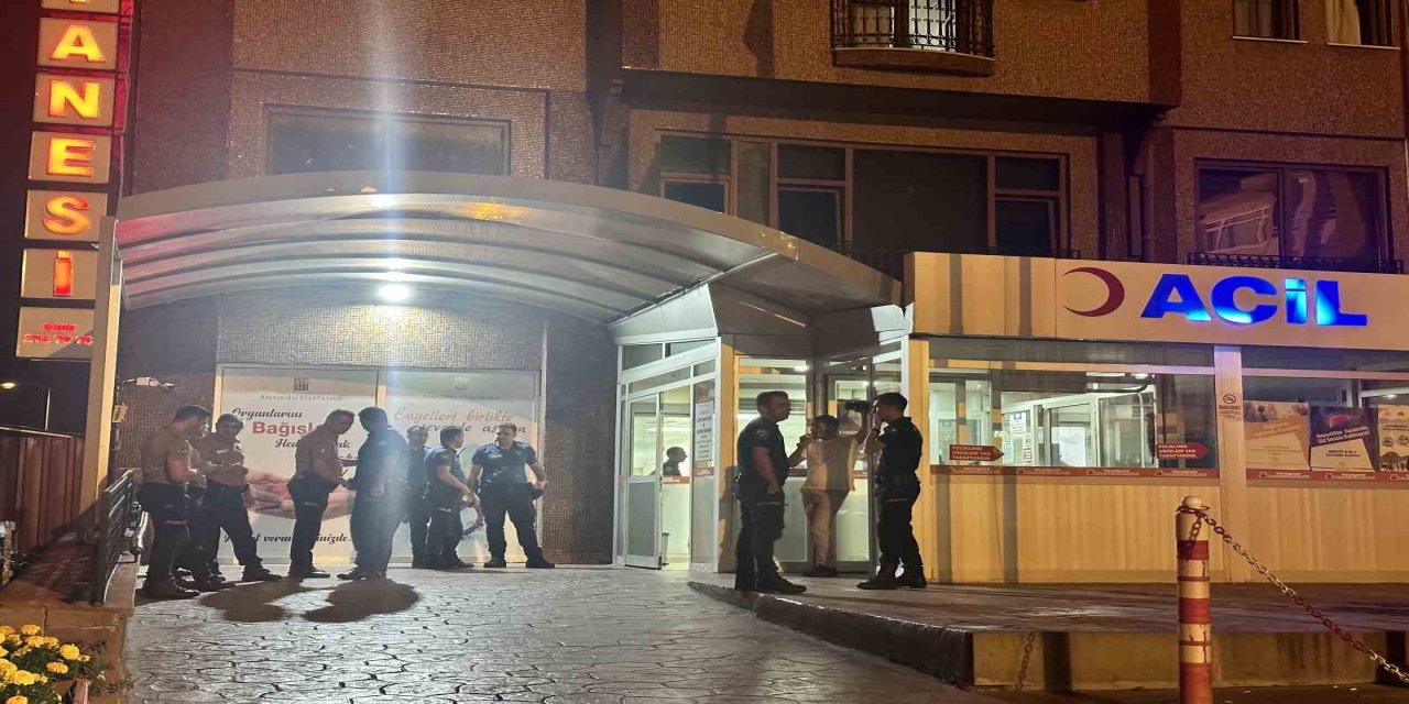 Önce eşini, sonra iki polis memurunu yaraladı