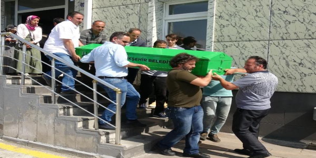 Havalimanında karışan cenazeler, 3 farklı şehre gönderildi