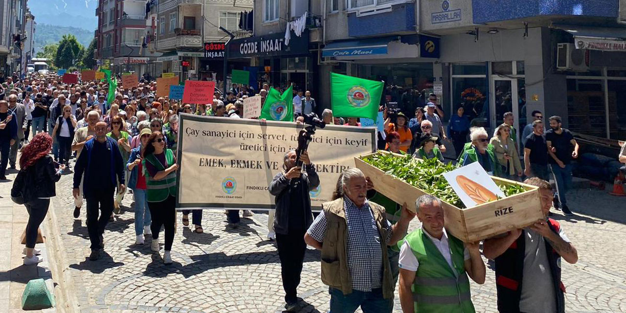 Rize'de çay alım fiyatına 'tabutlu' protesto