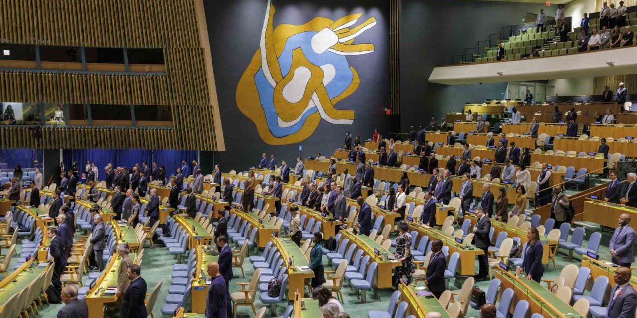 Bm Genel Kurulu, 11 Temmuz’u “Srebrenitsa Soykırımı’nı Anma Günü” İlan Etti