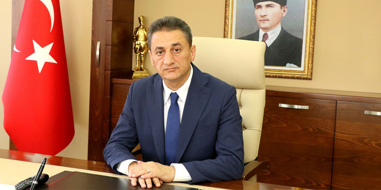 Rizeli Vali Karaömeroğlu Bitlis'e Atandı