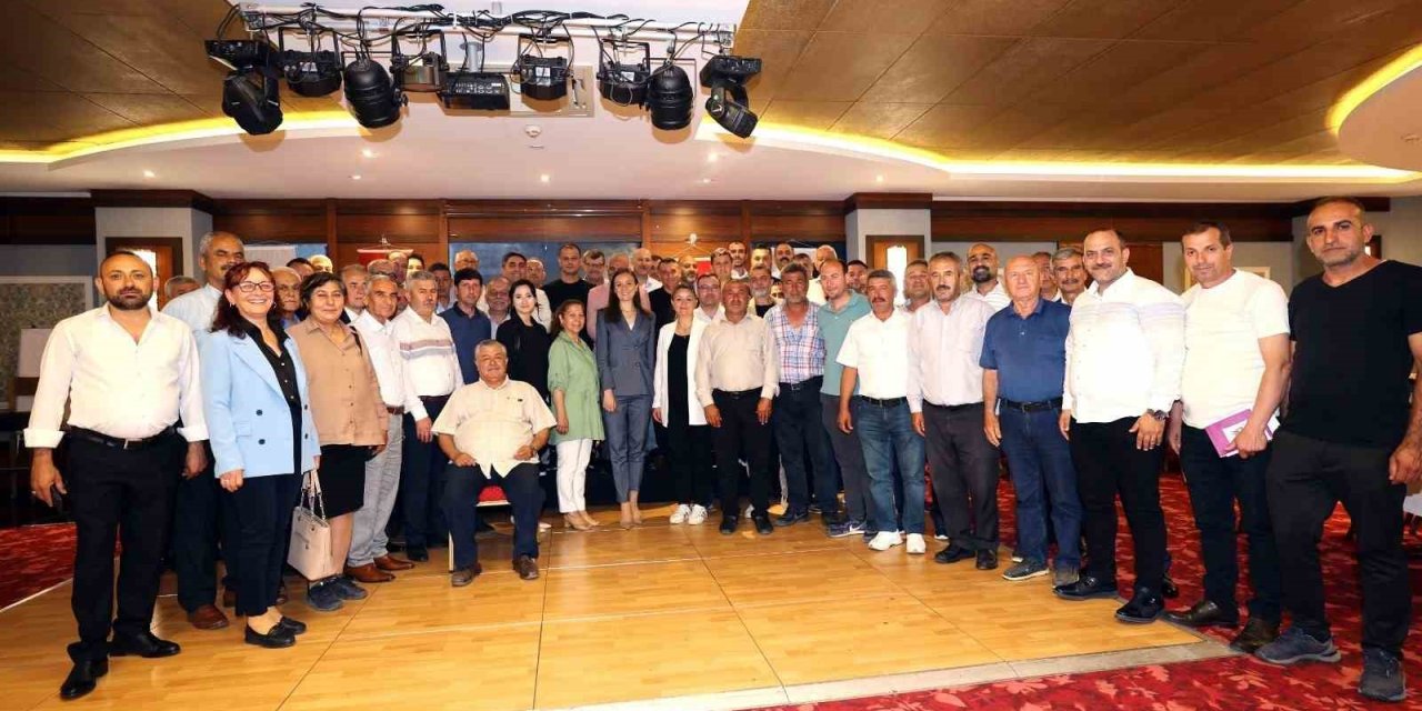 Başkan Durbay Muhtarları Dinledi