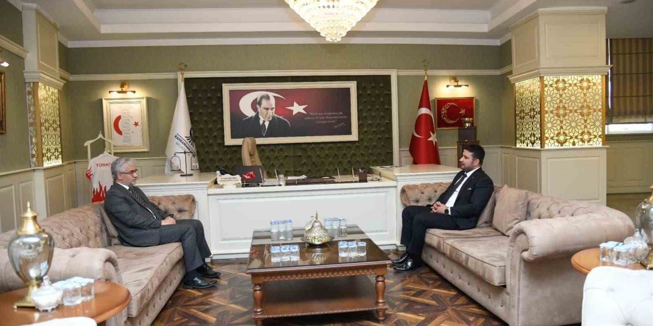 Başkan Çırpanoğlu’ndan Kurban Bağışı