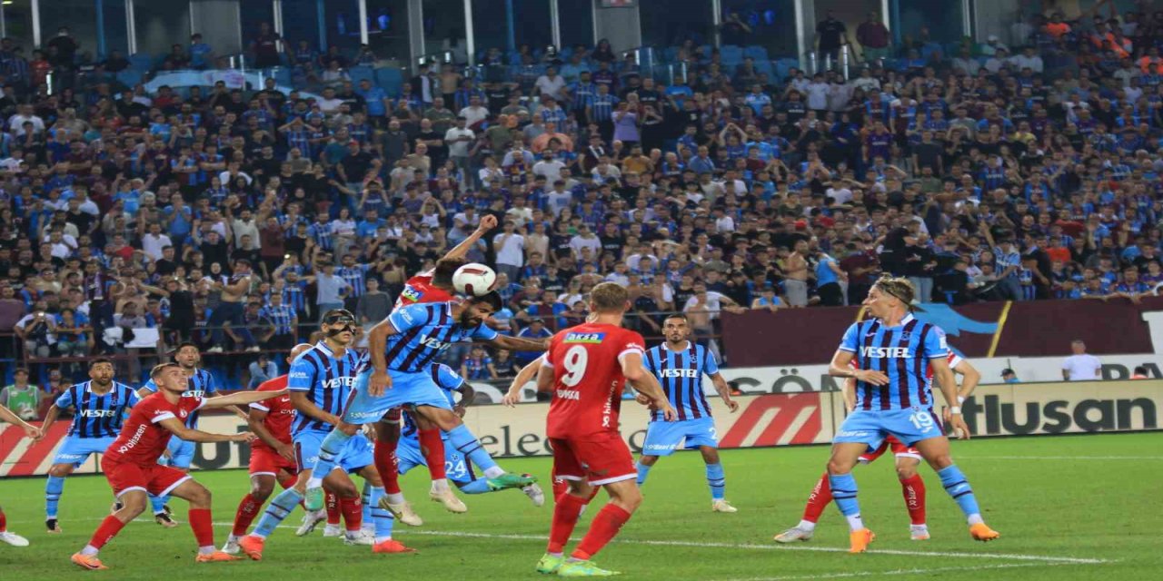 Trendyol Süper Lig: Trabzonspor: 1 -  Antalyaspor: 0 (Maç sonucu)