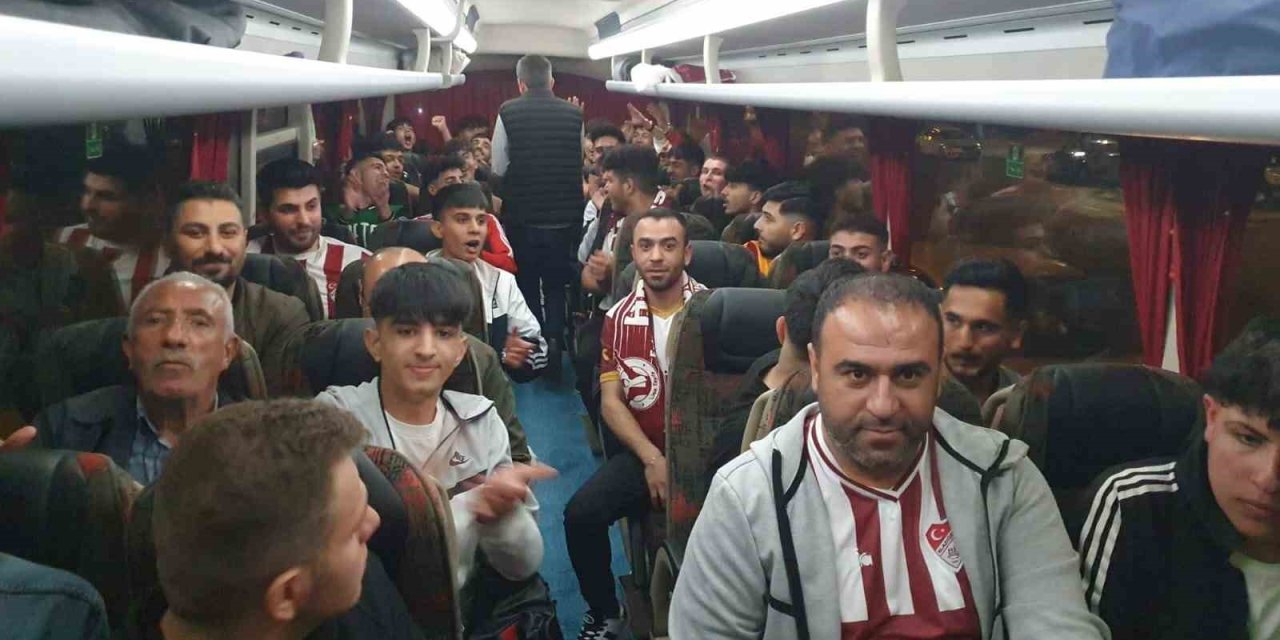 Başkan Şerifoğulları Taraftarı Yalnız Bırakmadı, İstanbul’a 20 Araç Kaldırdı