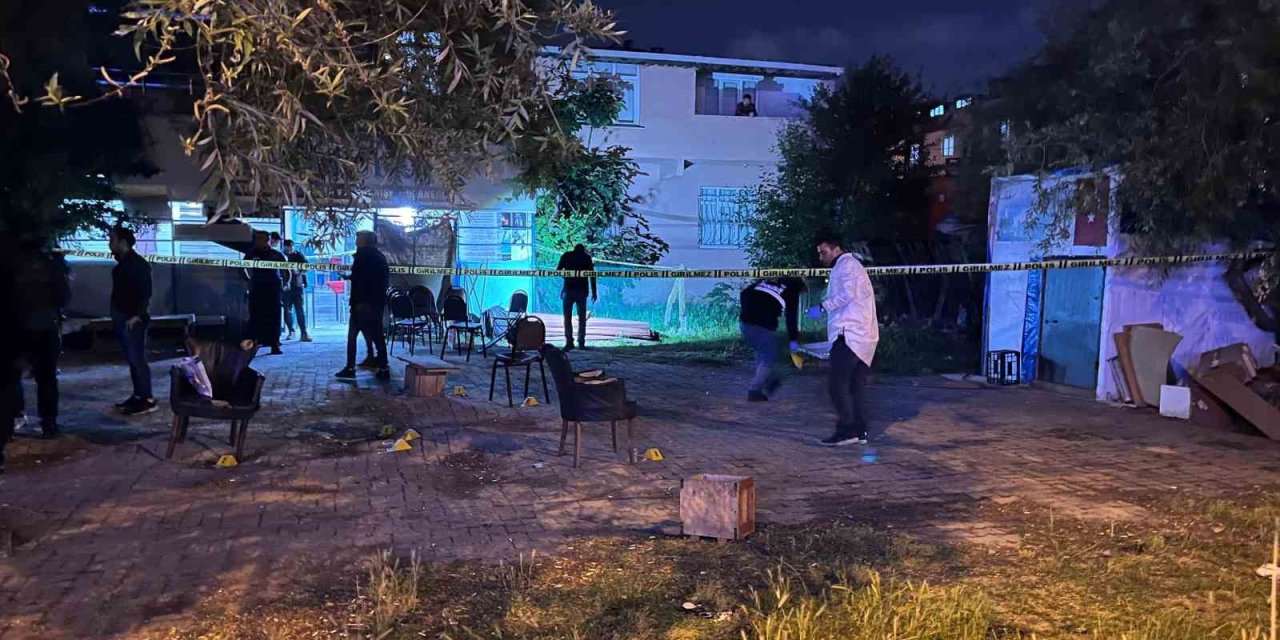 Başakşehir’de Derneğe Silahlı Saldırı: 5 Yaralı