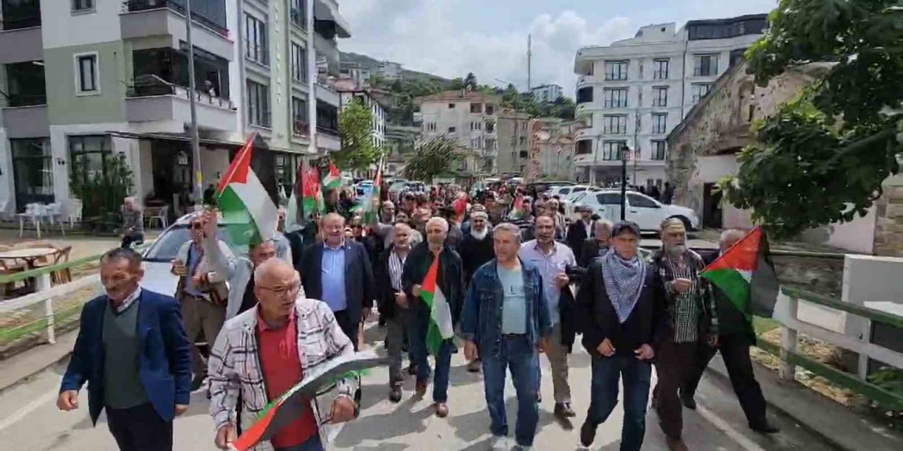 Yalova Esenköy’de ’soykırıma Hayır’ Yürüyüşü