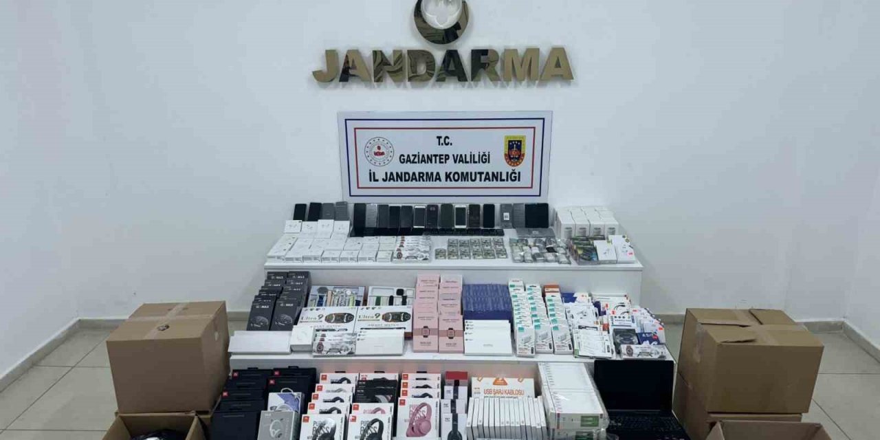 Gaziantep’te Organize Kaçakçılık Örgütüne Operasyon: 4 Gözaltı