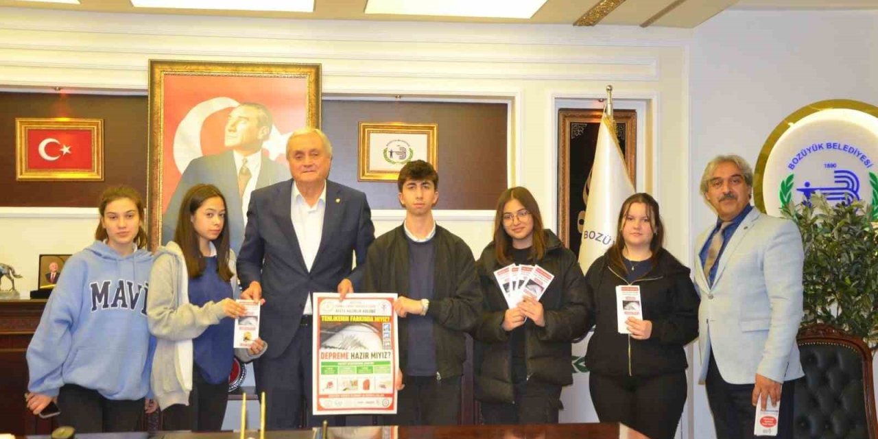 Deprem Bilinci Oluşturma Projelerini Başkan Bakkalcıoğlu İle Paylaştılar