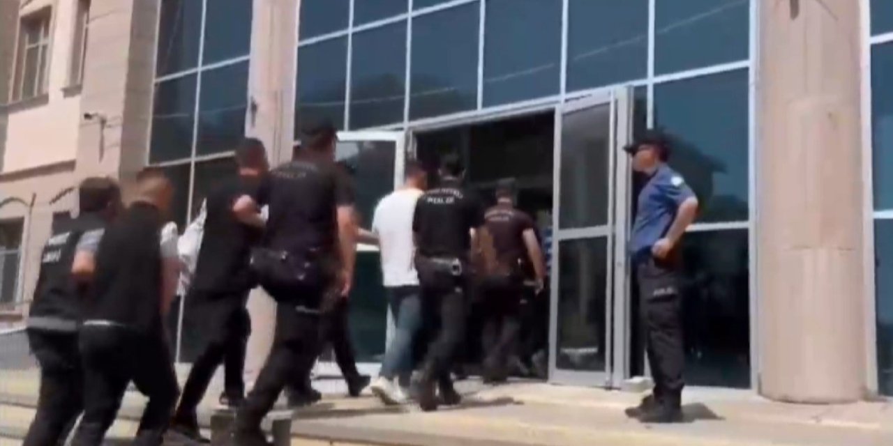 Kahramanmaraş’ta Şafak Vakti Uyuşturucu Operasyonu: 21 Tutuklama