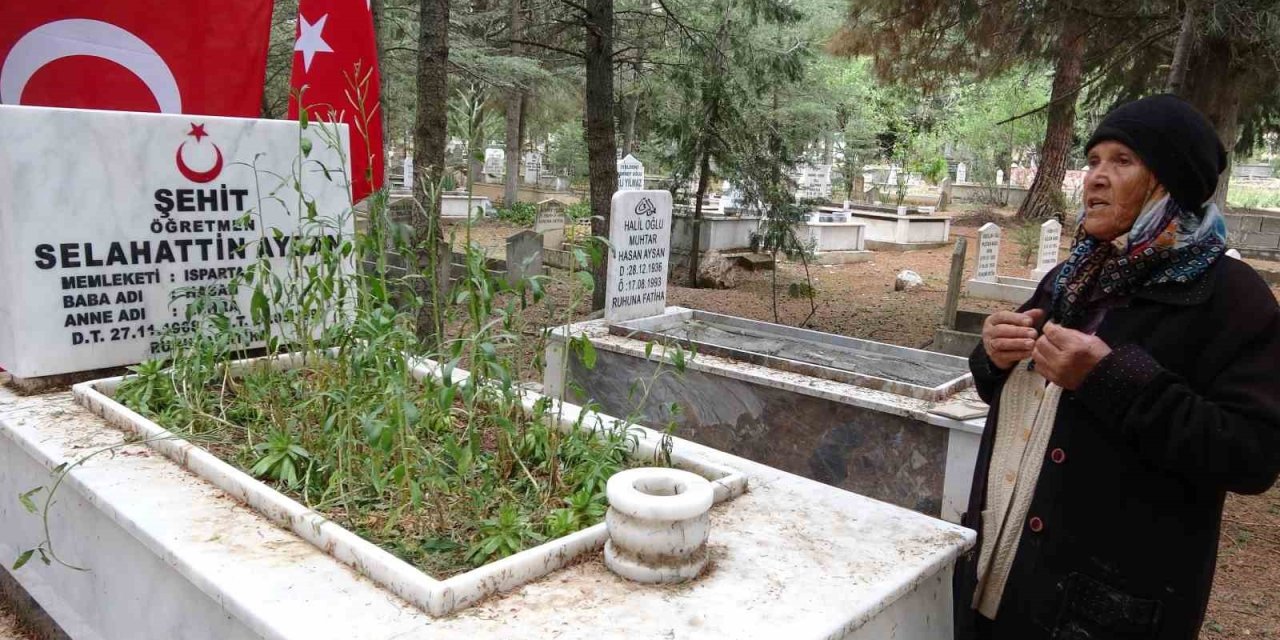 Bingöl’de 31 Yıl Önce Şehit Edilen Öğretmenin Annesi: Acısı Hala Bağrımda