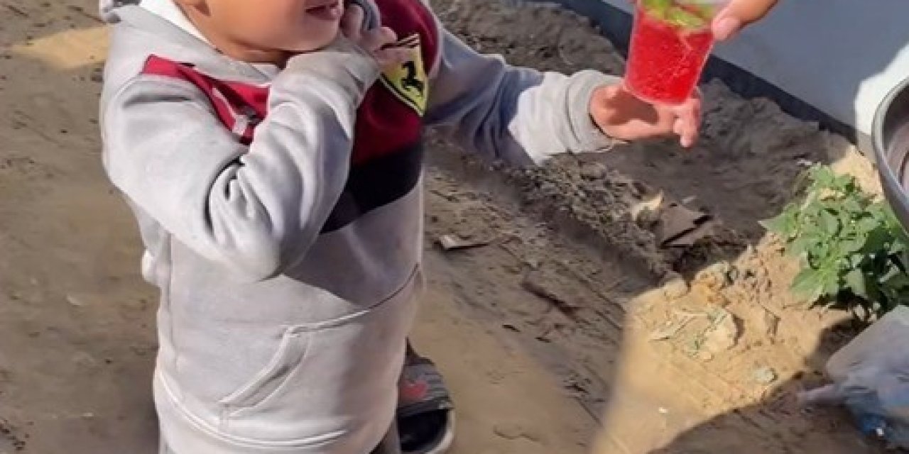 Diş Teknisyeni Mokhtar, Gazzeli Çocukların Kahramanı Oldu