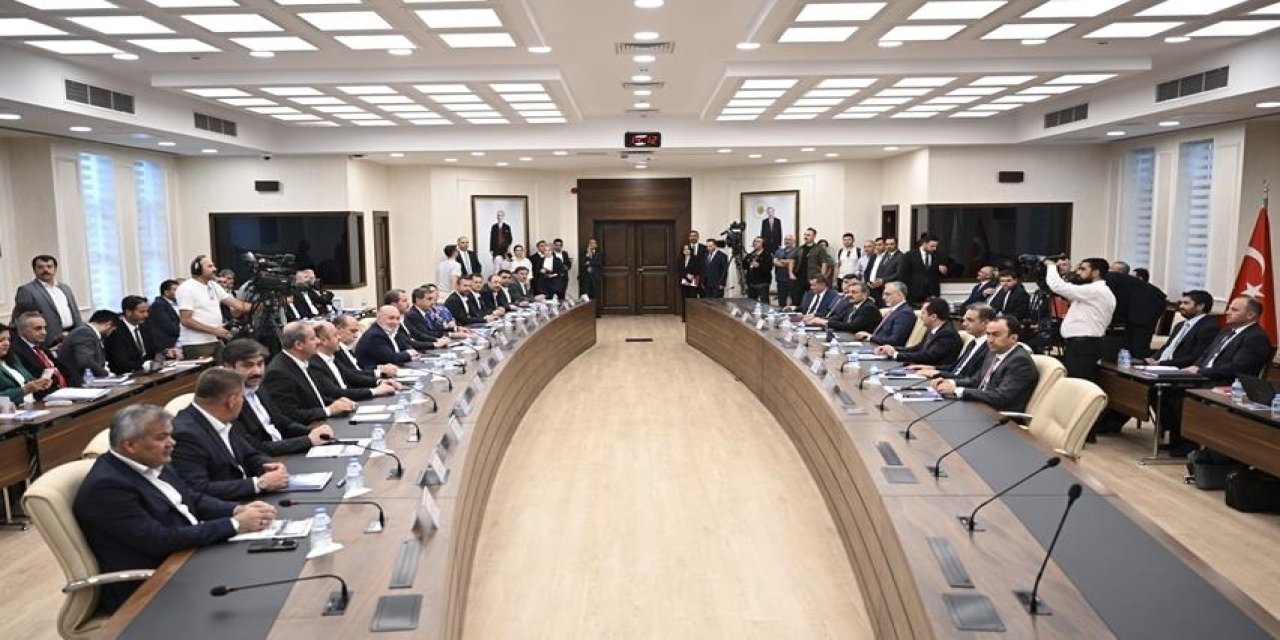 Kamu Toplu Sözleşmesi'nde gözler hükümetin teklifinde