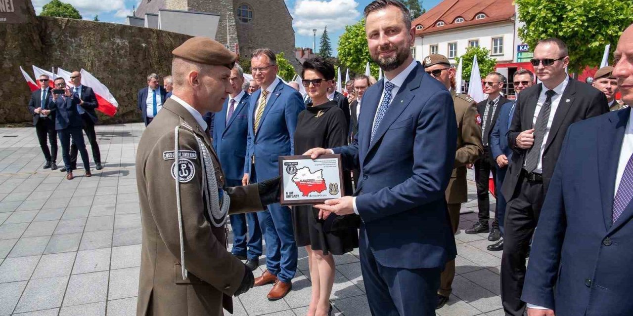 Polonyalı Bakan Kosiniak-kamysz: "İha Ordusu Kuruyoruz"