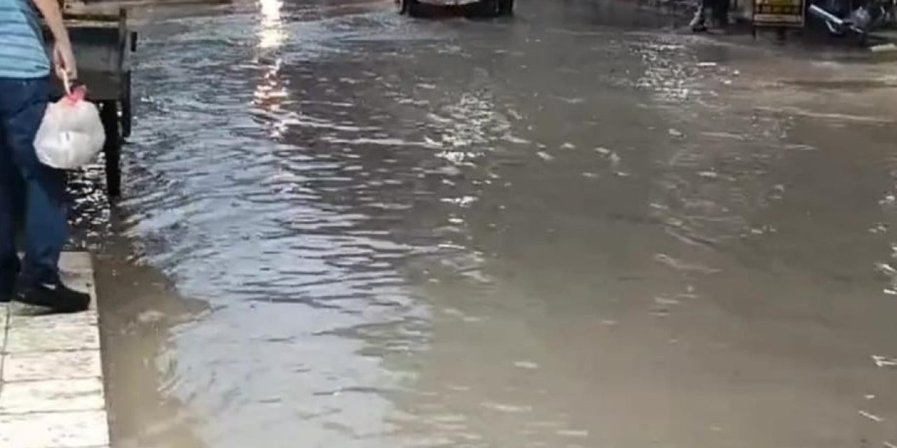 Şanlıurfa’da Sağanak Yağış Etkili Oldu