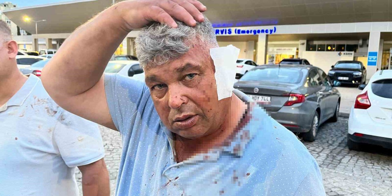 Dolmuş Sürücüsüyle Yol Verme Yüzünden Tartışan Abi Ve Kardeş Darp Edildi