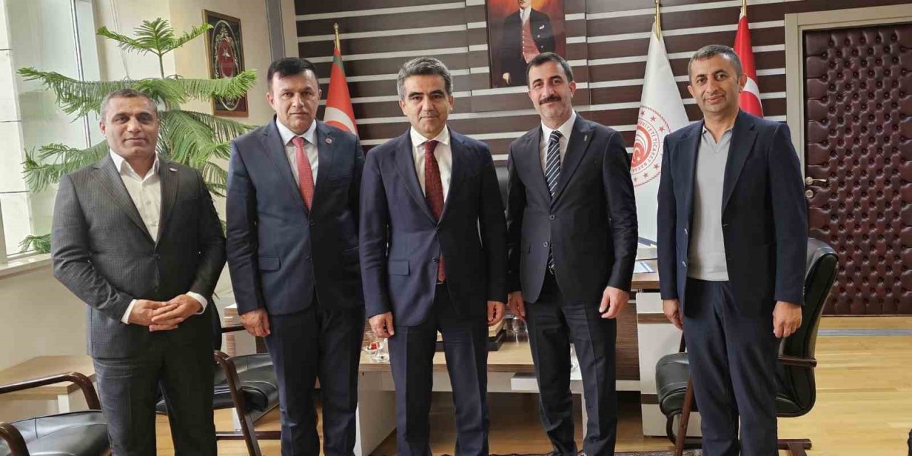 Hakkari Ve İlçelerindeki Sıkıntı Ve Sorunları Ankara’ya Taşıdılar