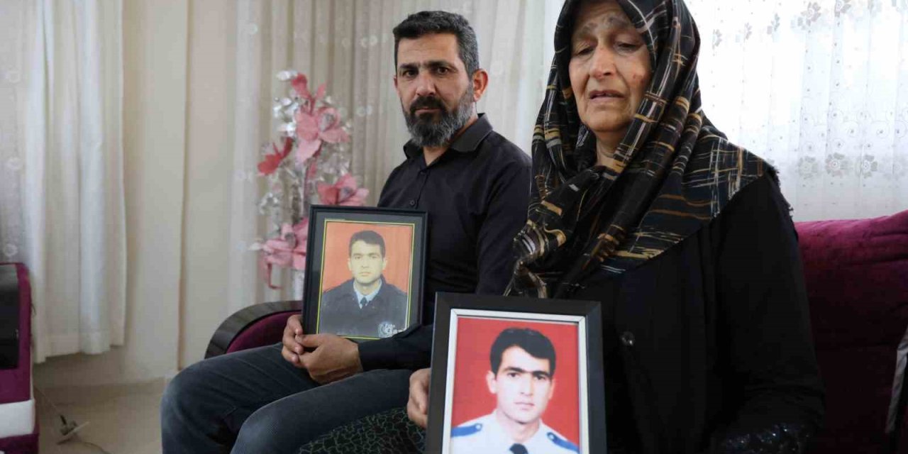 Leman Anne, 20 Yıl Önce Sırra Kadem Basan Evladından Gelecek Umutlu Haberi Yıllardır Bekliyor