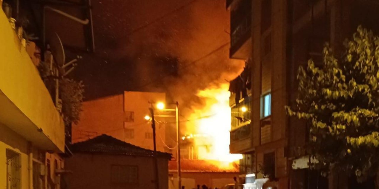 Turgutlu’da Metruk Binada Çıkan Yangın Korkuttu