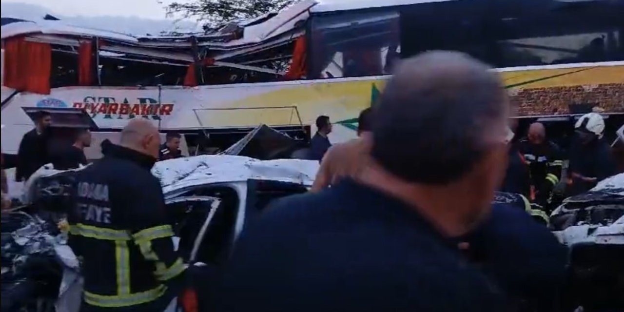 Mersin’de Zincirleme Kaza: Ölü Ve Yaralılar Var