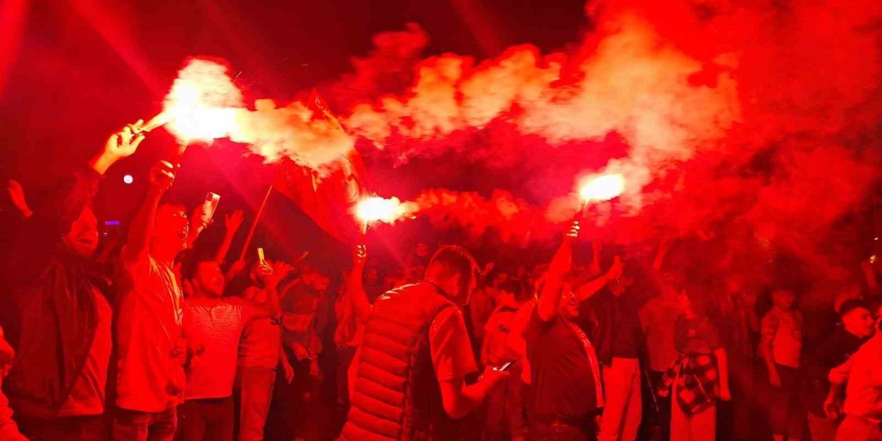 Galatasaray’ın Şampiyonluğu Çankırı’da Coşkuyla Kutlandı