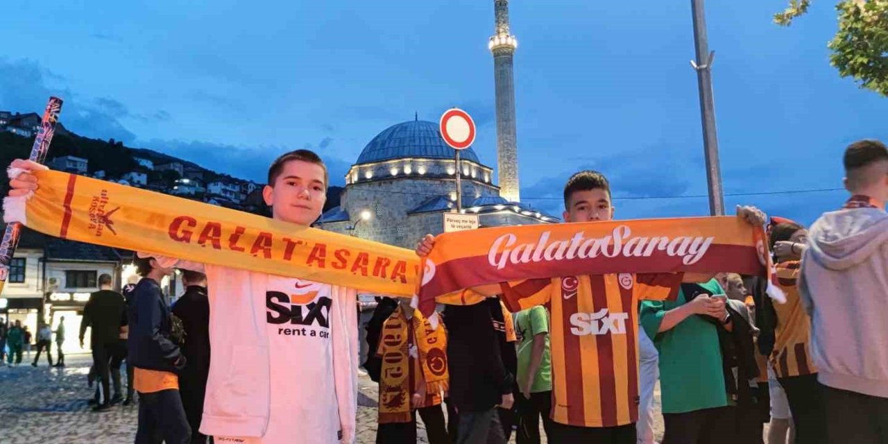 Kosova’da Galatasaray Şampiyonluğu Coşkusu