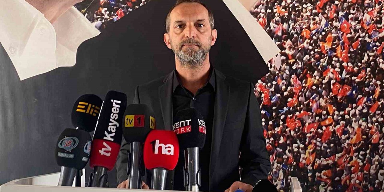 Ak Parti Kayseri İl Başkanlığı ‘27 Mayıs’ı Unutmadı