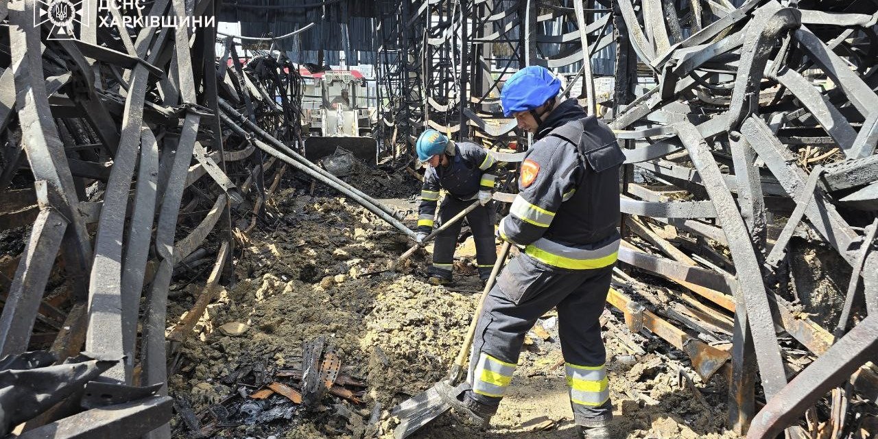 Rusya’nın Vurduğu Hipermarkette Can Kaybı 16’ya Yükseldi