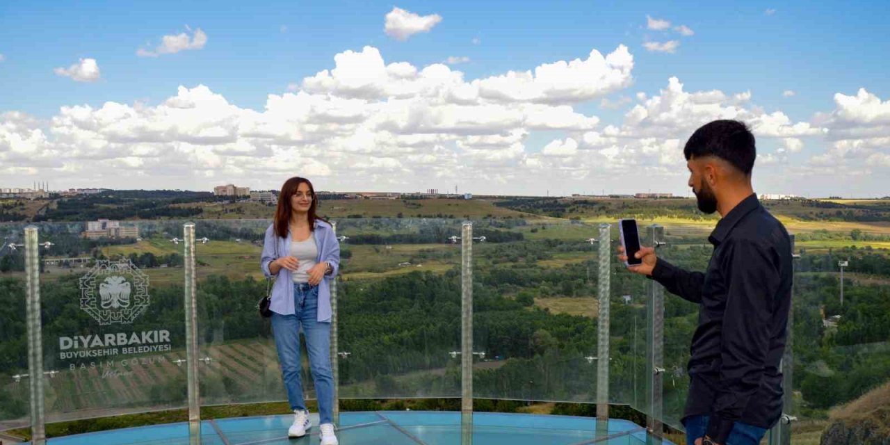 Büyükşehir Belediyesi Seyir Terasını Vatandaşlara Ücretsiz Yaptı